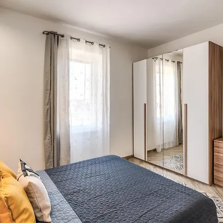 Metro C Greghouse Centocelle Rom