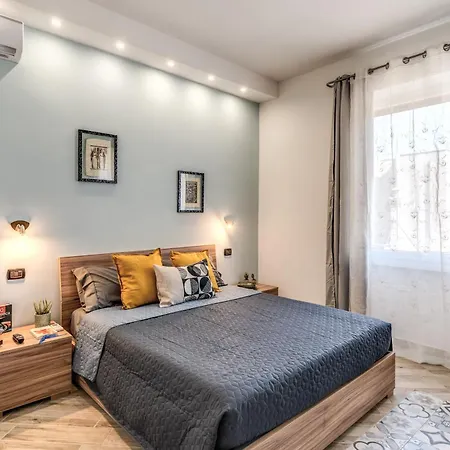 Metro C Greghouse Centocelle * Rom