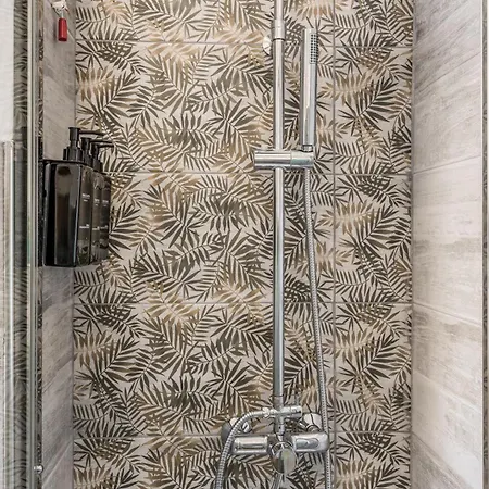 Metro C Greghouse Centocelle Lejlighed